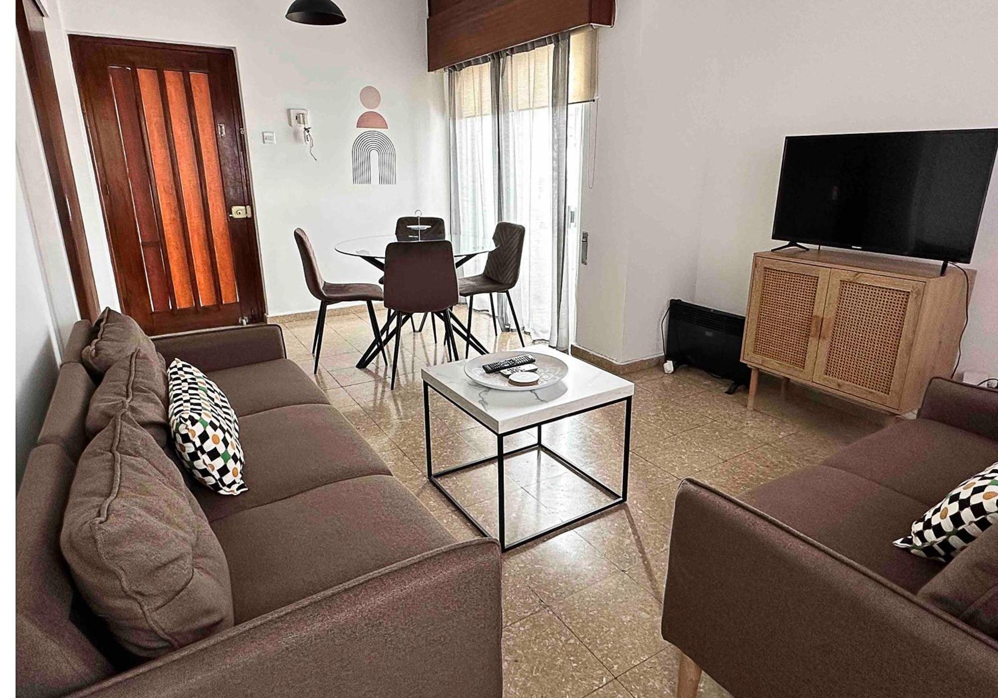 Comfortable Engomi Apartment Никозия Екстериор снимка